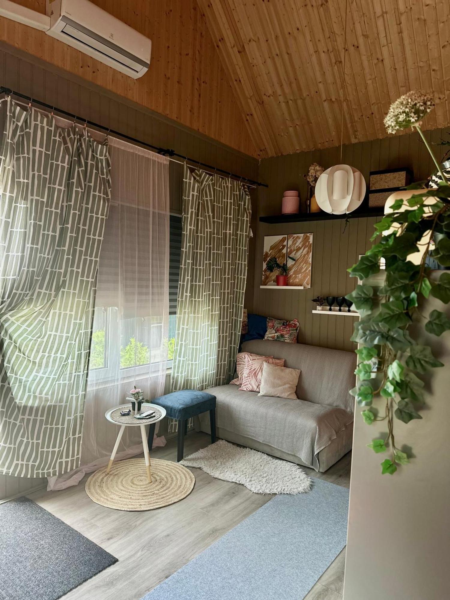 Вилла Amazing Little House On An Island With Garden Рига Экстерьер фото