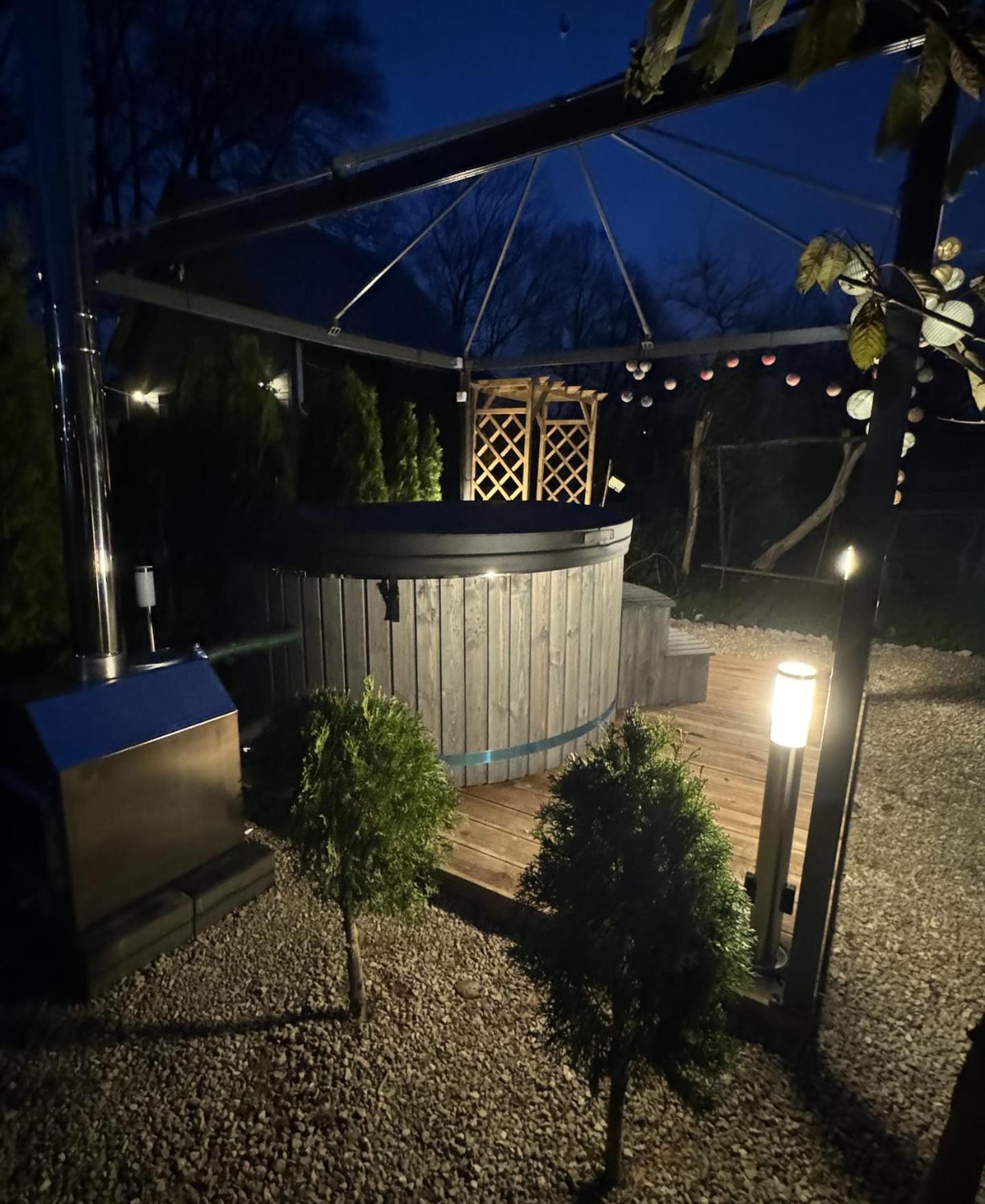 Вилла Amazing Little House On An Island With Garden Рига Экстерьер фото